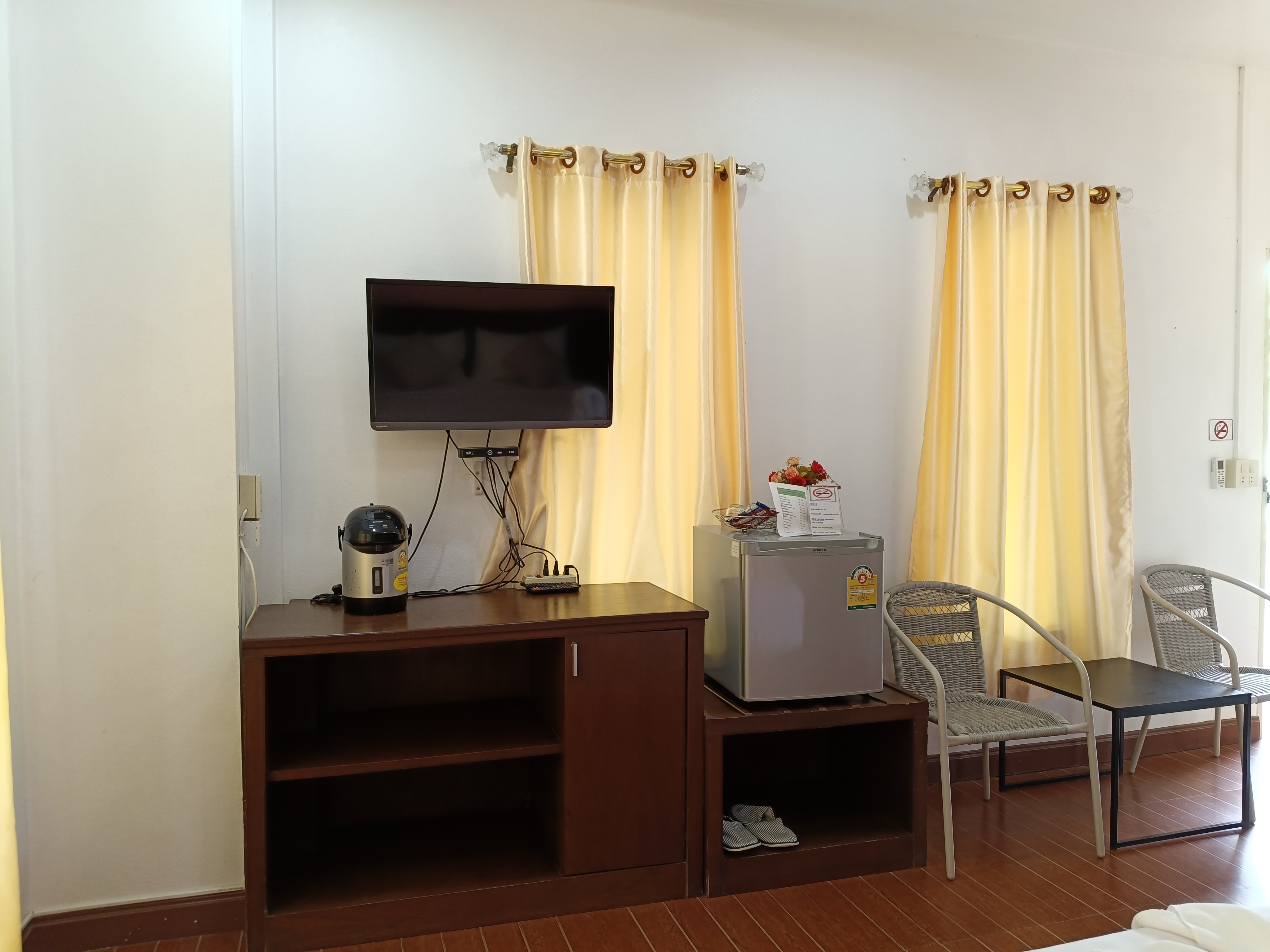 รูปย่อยของ บ้านชมพู พินทุมดี